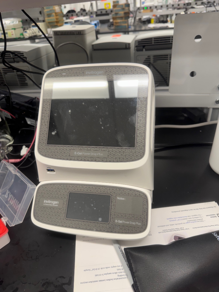 Image of Invitrogen E-Gel Power Snap Plus Electrophoresis Device w/ Camera